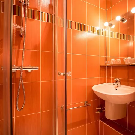 Hotel Charlemagne Neuilly-sur-Seine