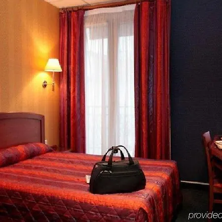 Charlemagne 3* Neuilly-sur-Seine