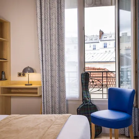 Hotell Charlemagne 3*