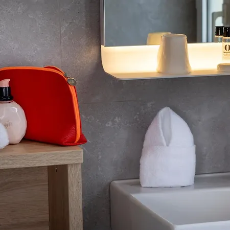 Hotel Charlemagne Neuilly-sur-Seine