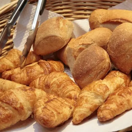 Charlemagne Hotel Neuilly-sur-Seine