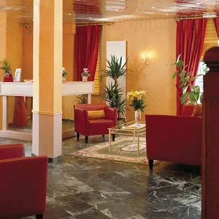Charlemagne Hotell 3*