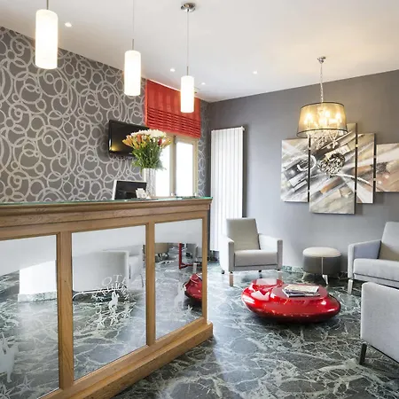 Charlemagne Neuilly-sur-Seine