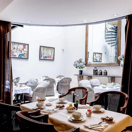 Charlemagne Hotel