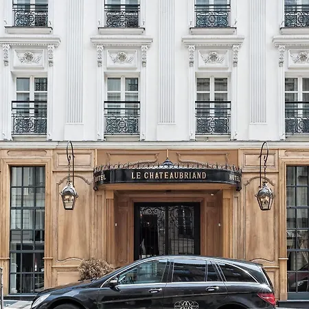Charlemagne Hotel 3*