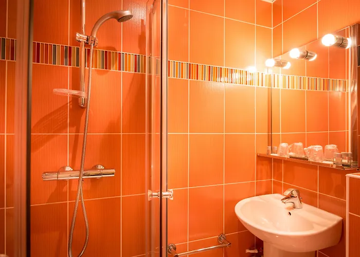 Charlemagne Otel