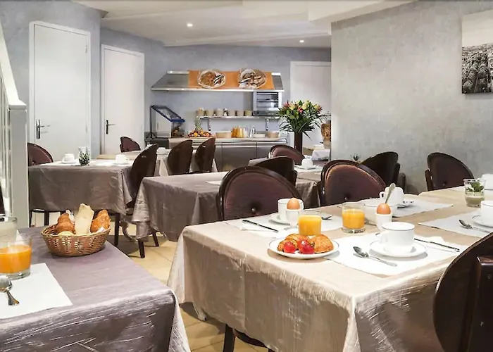 Otel Charlemagne 3*
