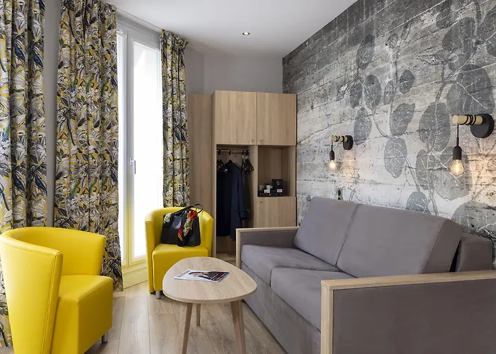 Charlemagne Otel