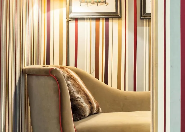 Charlemagne Otel