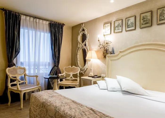 Charlemagne Neuilly-sur-Seine