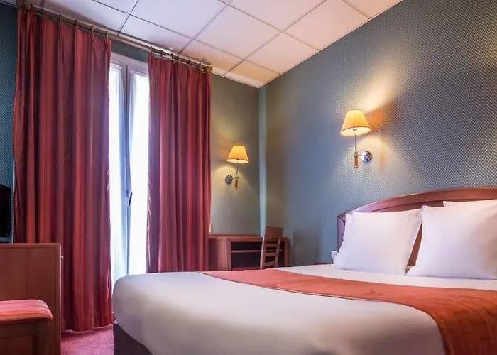 Otel Charlemagne Neuilly-sur-Seine
